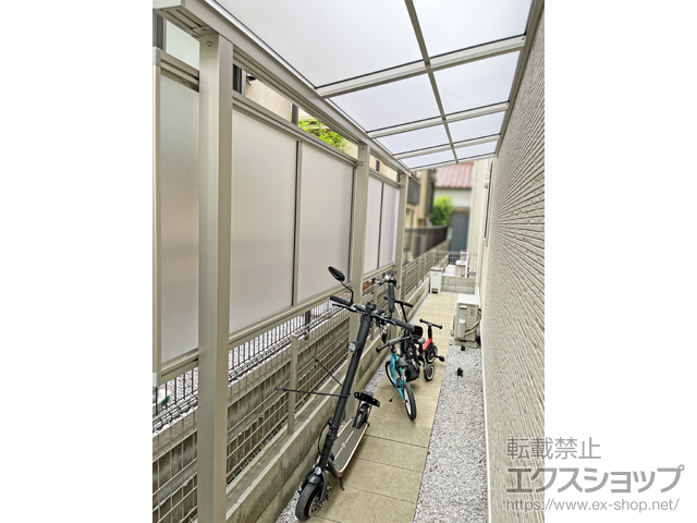東京都練馬区ののテラス屋根 ソラリア F型 テラスタイプ 単体 積雪〜20cm対応＋前面パネル 施工例