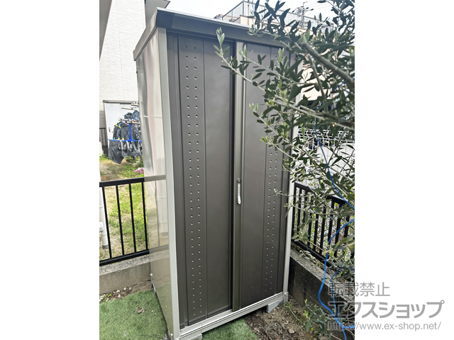 愛知県名古屋市のの物置・屋外倉庫 グランプレステージジャンプ 920×750×1900 GP-97A-T-CB 施工例