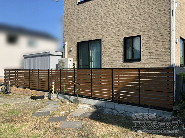 新潟県新潟市ののフェンス・柵 ルシアスフェンスF04型 横板 複合色 自由柱施工 施工例