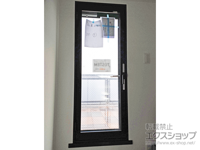 埼玉県春日部市のの二重窓（内窓） インプラス テラスドア 外観右吊元 施工例