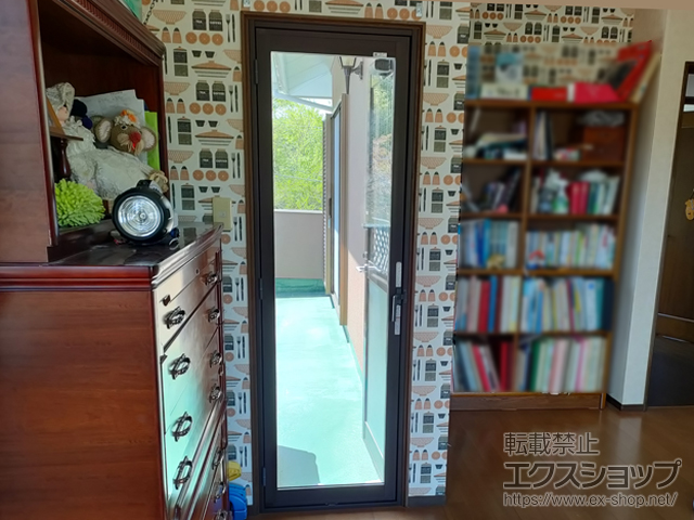 宮城県亘理郡山元町のの二重窓（内窓） インプラス テラスドア 外観右吊元 施工例