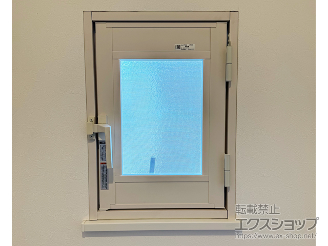 神奈川県横浜市のの二重窓（内窓） インプラス 開き窓 外観左吊元 施工例