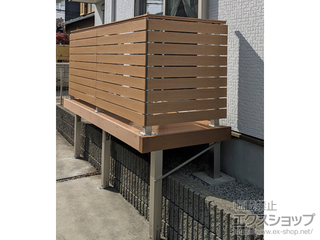 東京都町田市ののウッドデッキ リウッドデッキ 200＋ルシアスデッキフェンスA01型＜横板格子タイプ＞ 施工例