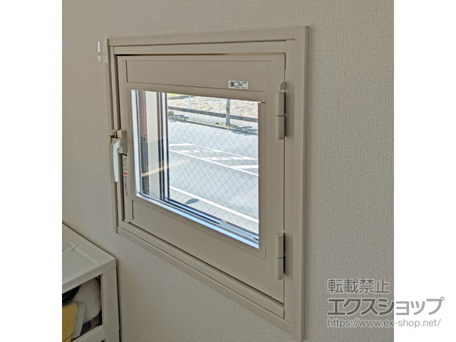 東京都青梅市のの二重窓（内窓） インプラス 開き窓 外観左吊元 施工例