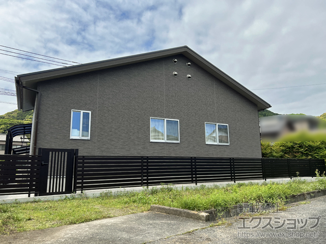 佐賀県唐津市ののフェンス・柵 シンプレオフェンスSY1F型 横スリット 自由柱施工 施工例