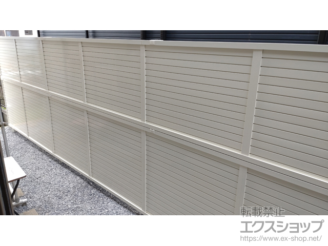 埼玉県川口市ののフェンス・柵 フェンスAB YM2型 横目隠し2 多段柱仕様 施工例