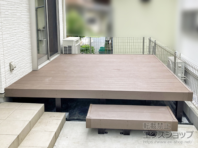 東京都八王子市ののウッドデッキ リウッドデッキ 200＋段床セット　<片側面タイプ1段> 施工例