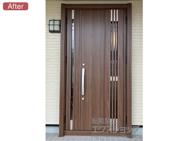 愛知県岡崎市のLIXIL リクシル（トステム）の玄関ドア リシェント玄関ドア3 M83型 断熱K4仕様 親子仕様(ランマ無)外観右吊元 ※手動仕様 施工例