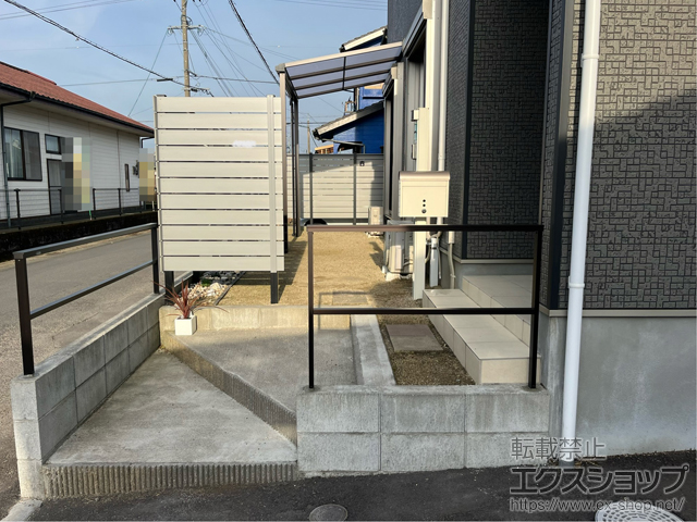 宮崎県都城市ののフェンス・柵 ルシアス フェンス Lite A02型 横格子1本 施工例