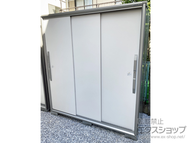東京都東久留米市のの物置・屋外倉庫 エスモ 一般型 1065×774×1913 ESF-1007A-TW 施工例