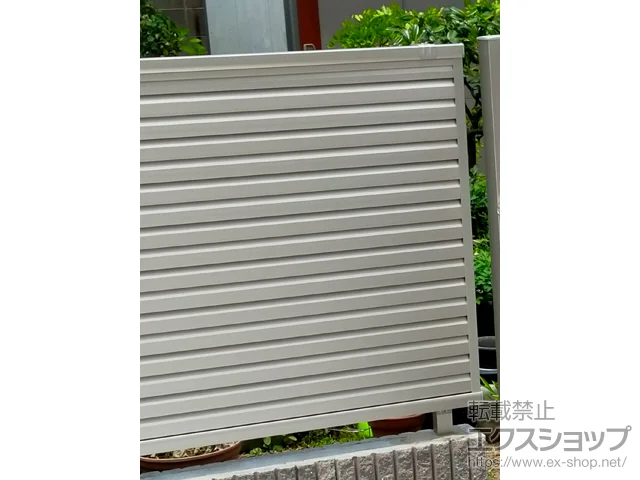 福岡県北九州市ののフェンス・柵・塀、門扉 ミエーネフェンス 目隠しルーバータイプ 自由柱施工 施工例