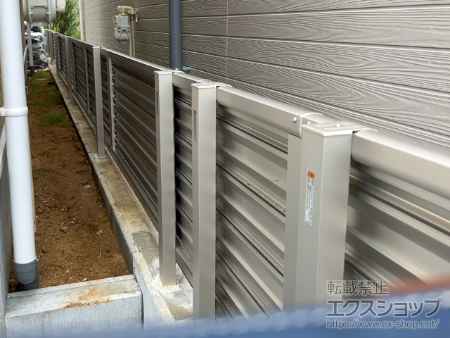千葉県成田市ののフェンス・柵 ミエーネフェンス 目隠しルーバータイプ 自由柱施工 施工例
