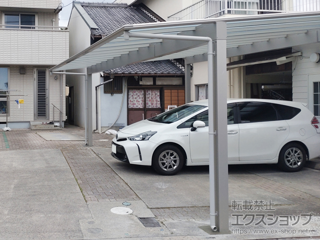 愛知県名古屋市ののカーポート エフルージュ FIRST 600タイプ 3台用  積雪〜20cm対応 施工例
