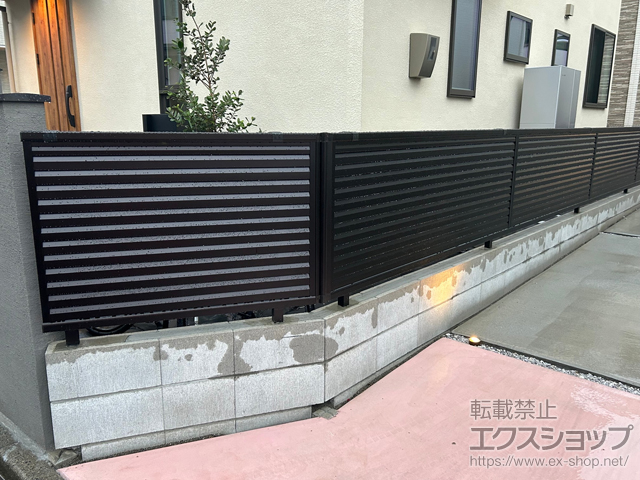 東京都府中市ののフェンス・柵 ミエーネフェンス 目隠しルーバータイプ　自由柱施工 施工例