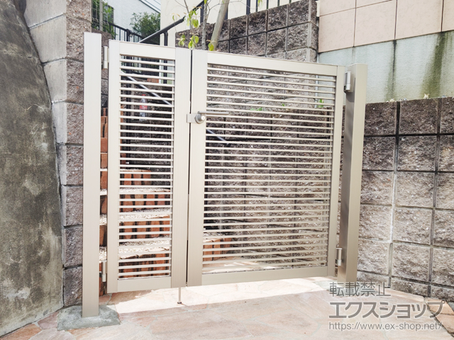 奈良県奈良市のの門扉 開き門扉AB YR2型 親子開き　柱使用 施工例