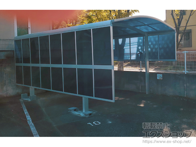 神奈川県横浜市ののカーポート アリュース ワン　積雪〜20cm対応＋サイドパネル（間柱レス） 施工例