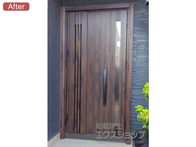 埼玉県越谷市のLIXIL リクシル（トステム）の玄関ドア リシェント玄関ドア3 M83型 断熱K4仕様 親子仕様(ランマ無)外観左吊元 ※FamiLock仕様 施工例