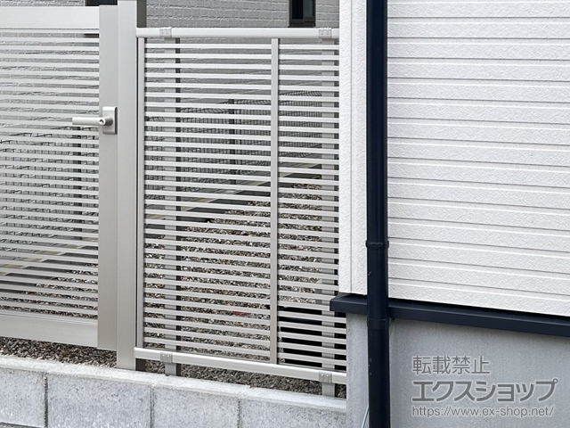 愛知県春日井市ののフェンス・柵 シンプレオフェンス1F型 横格子　自由柱施工 施工例