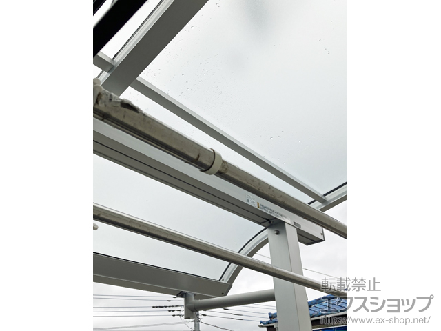 東京都東村山市ののバルコニー・ベランダ屋根 ソラリア R型 屋根タイプ 単体 積雪〜20cm対応 施工例