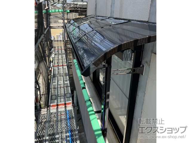 千葉県八千代市ののバルコニー・ベランダ屋根 ソラリア R型 屋根タイプ 単体 積雪〜20cm対応 施工例