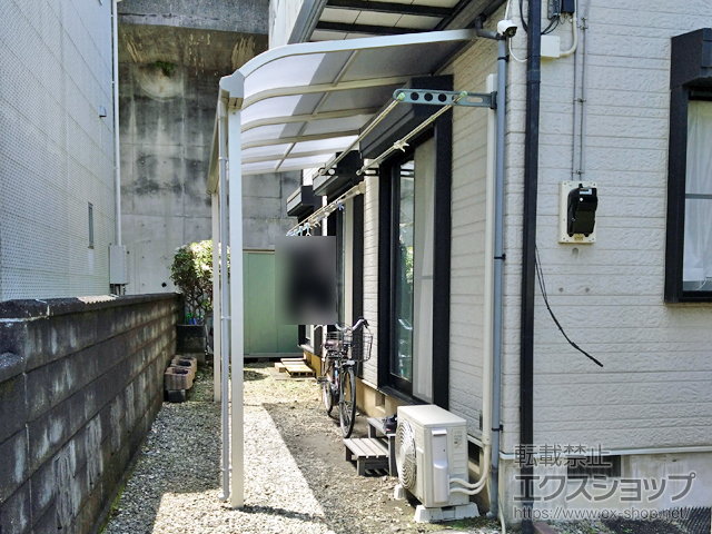 神奈川県相模原市ののテラス屋根 ソラリア R型 テラスタイプ 単体 積雪〜20cm対応＋水平式物干し 施工例