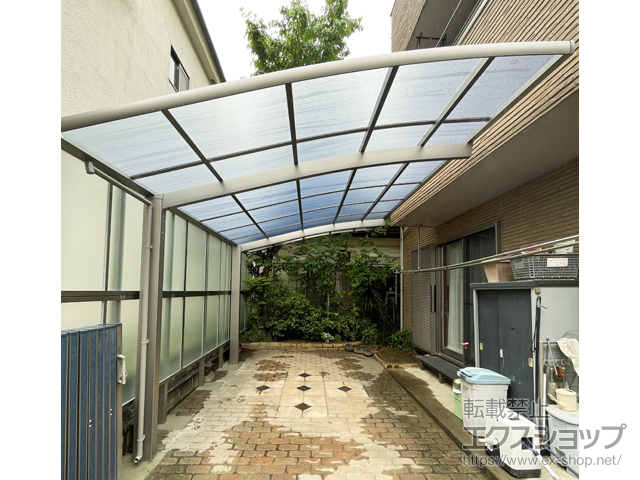 神奈川県川崎市ののカーポート ネスカR (ラウンドスタイル) 積雪〜20cm対応 施工例