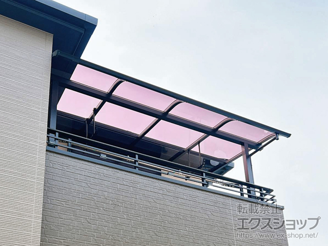 兵庫県神戸市ののバルコニー・ベランダ屋根 ソラリア R型 屋根タイプ 単体 積雪〜20cm対応＋吊り下げ式固定物干し 標準タイプ 施工例