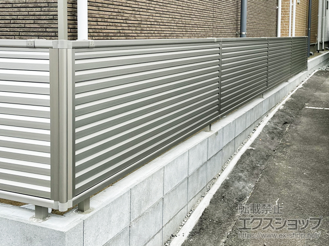 宮城県仙台市ののフェンス・柵 ミエーネフェンス 目隠しルーバータイプ　自由柱施工 施工例
