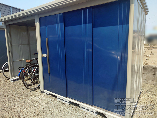 青森県青森市のの物置・屋外倉庫 Mr.ストックマン プラスアルファ 多雪型 結露減少型 4047×1590×2110（扉側幅2200） TP-SZ40R15-DB 施工例