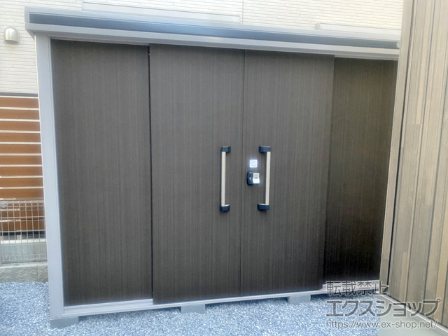 埼玉県さいたま市のの物置・屋外倉庫 エルモ 一般型 2920×820×2125 LMD-2908-DW 施工例