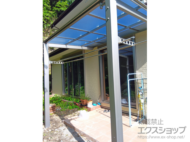 神奈川県鎌倉市ののテラス屋根 フーゴF 独立テラスタイプ 単体 積雪〜20cm対応＋物干しセット 標準 施工例