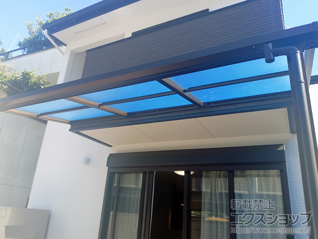 高知県高知市ののテラス屋根 ソラリア F型 テラスタイプ 単体 積雪〜20cm対応 施工例