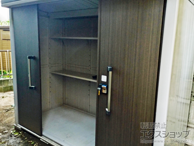 千葉県習志野市のの物置・屋外倉庫 エルモ 一般型 2570×1170×2121（LMD-2511） LMD-2511-DW 施工例