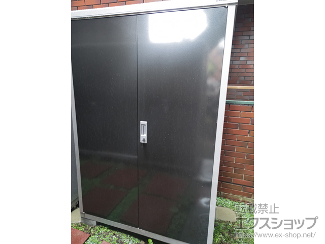 千葉県市川市のの物置・屋外倉庫 アイビーストッカー 1320×755×1903 BJX-137E-EB 施工例