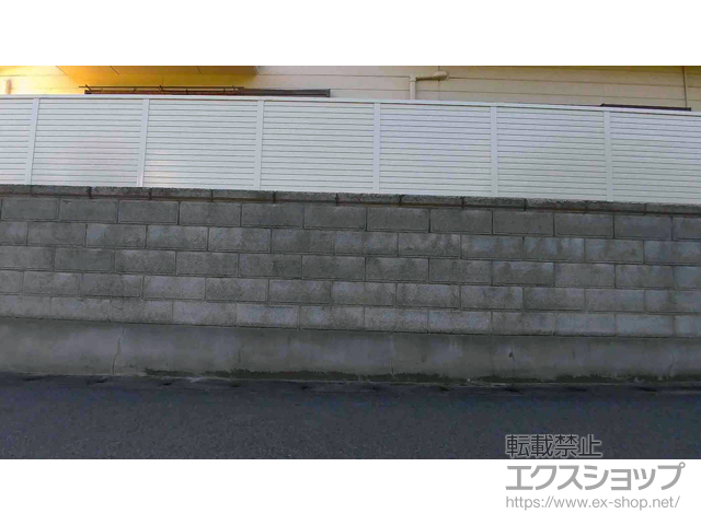 徳島県三好郡東みよし町ののフェンス・柵 フェンスAB YM2型 横目隠し2 多段柱仕様(上段のみ) 施工例