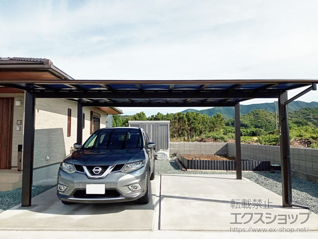 愛媛県南宇和郡愛南町ののカーポート エフルージュ FIRST 600タイプ 2台用 複合色 積雪〜20cm対応 施工例
