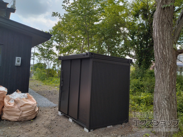 長野県北佐久郡御代田町のの物置・屋外倉庫 エルモ BEAMS DESIGN モデル 積雪型 LMDS−2215-BM 施工例