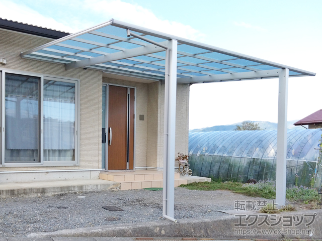 長野県諏訪市ののカーポート エフルージュ FIRST ベーカ 600タイプ 単体セット 積雪〜20cm対応 施工例
