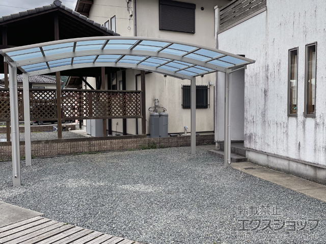 兵庫県丹波市ののカーポート プレシオスポート アール型 2台用 積雪〜20cm対応 施工例