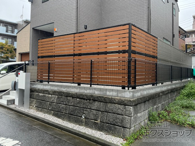 東京都八王子市ののフェンス・柵 モクアルフェンス 横板タイプ 2段支柱 自立建て用 施工例