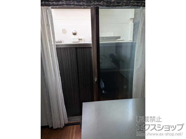 埼玉県さいたま市のの物置・屋外倉庫 エスモ 一般型 棟数限定色WS色ウッディシルバー 1800×774×1913 関東限定 ESF-1807A-WS 施工例