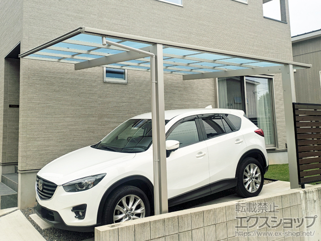 愛知県名古屋市ののカーポート エフルージュ FIRST Z  ハイデザイン 750タイプ 単体セット 積雪〜25cm対応 施工例