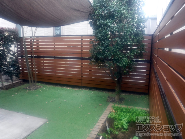 埼玉県富士見市ののフェンス・柵 モクアルフェンス 横板タイプ 2段支柱 自立建て用 施工例