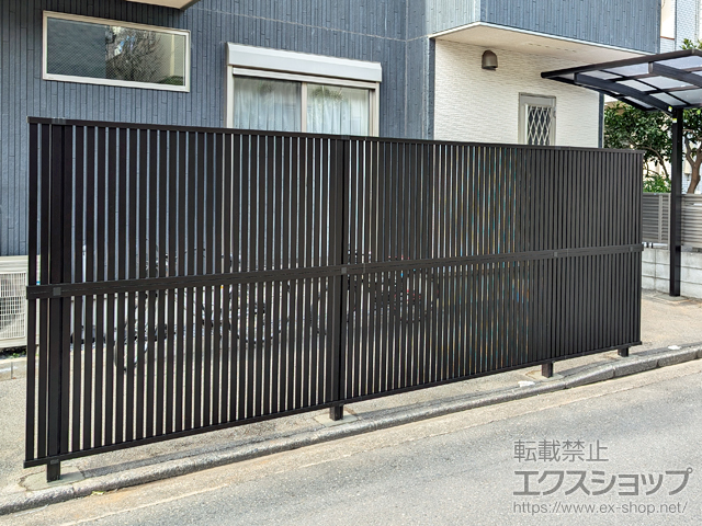 東京都立川市ののフェンス・柵 シンプレオ フェンスTS1型 たてスリット 2段支柱 自立建て用 施工例