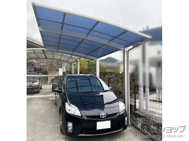 香川県高松市のValue Selectのカーポート プレシオスポート アール型 1台用 積雪～20cm対応 施工例