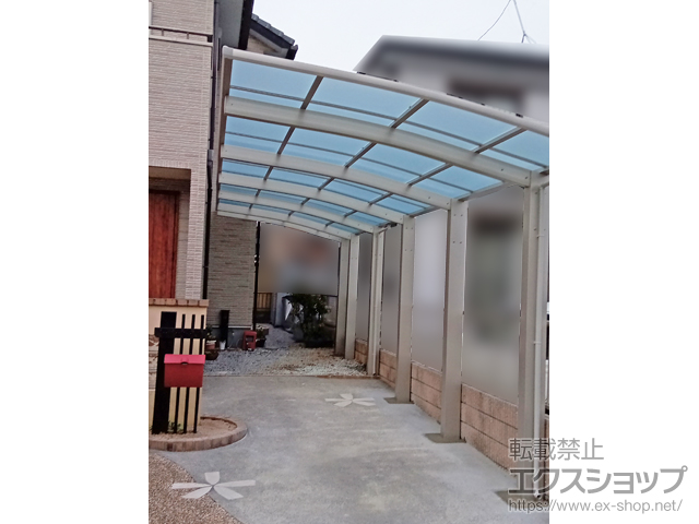 滋賀県彦根市ののカーポート アリュース 1500タイプ 縦連棟セット 2台用 積雪〜50cm対応 施工例