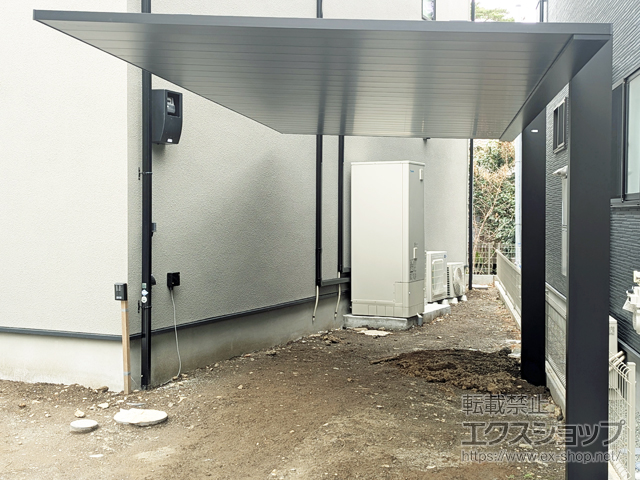 神奈川県小田原市ののカーポート プレーンルーフ 600タイプ 1台用 単体セット 積雪〜20cm対応 施工例