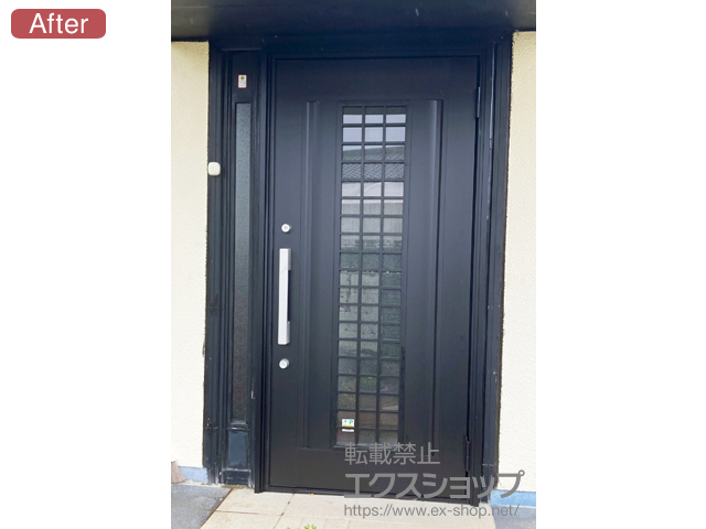 静岡県掛川市のLIXIL リクシル（トステム）の玄関ドア リシェント玄関ドア3 C20N型 アルミ仕様 片開き仕様(ランマ無)外観右吊元 ※手動仕様 施工例