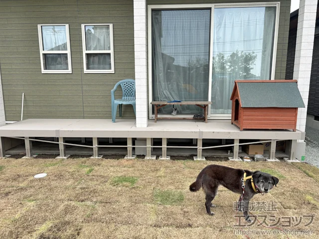 �F�{�����u�s�̂̃t�F���X�E��E���A�E�b�h�f�b�L ���E�b�h�f�b�L 200 �{�H��