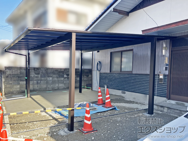 広島県大竹市ののカーポート エフルージュ FIRST 600タイプ 2台用 積雪〜20cm対応 施工例